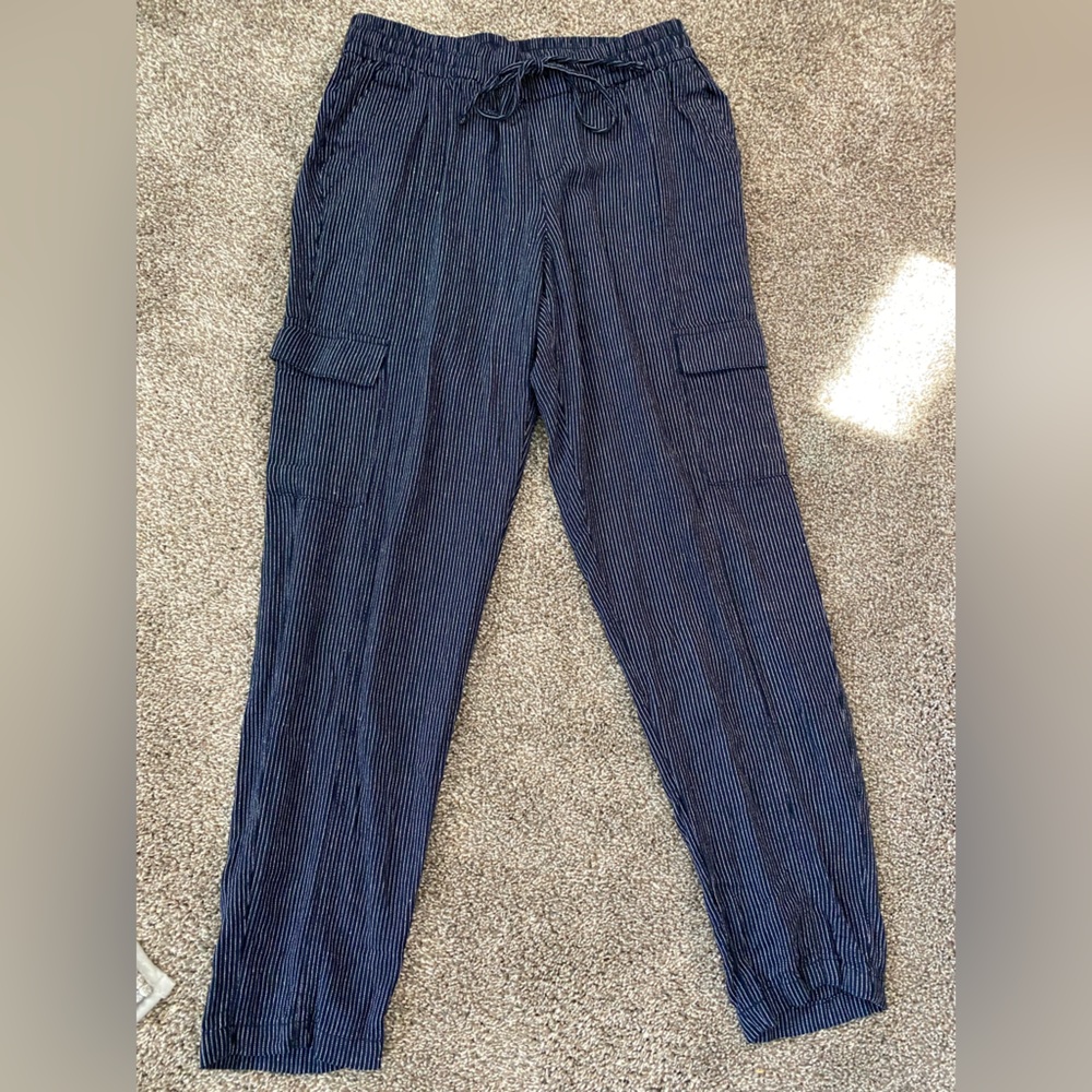 Old Navy cargo style paper bag pants size S/Tall